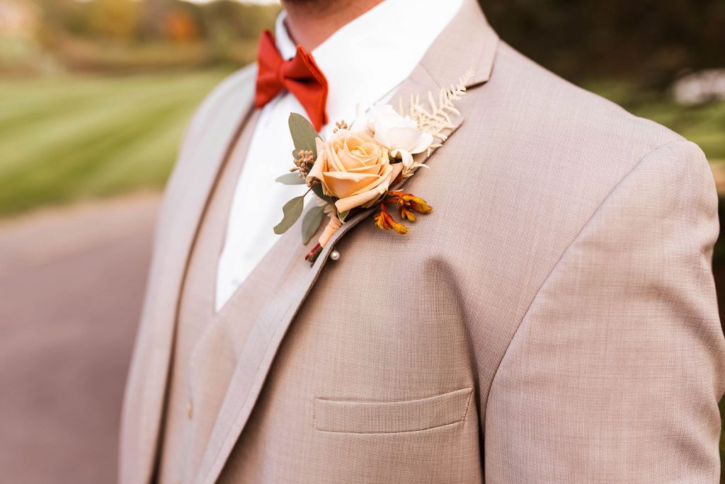 fall wedding boutonniere